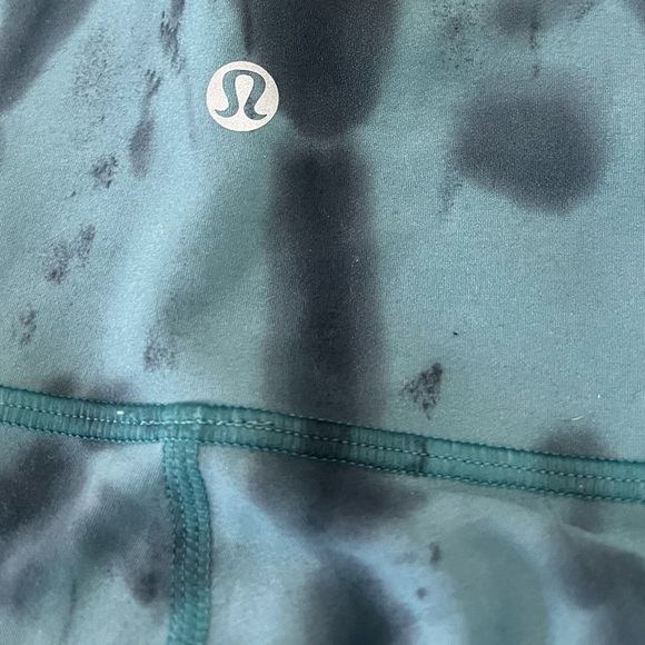 Lululemon Invigorate High-Rise leggings - Picture 6 of 10